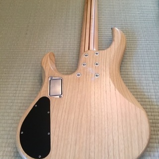 HALIBUT-ASH 5弦ベース 画像追加