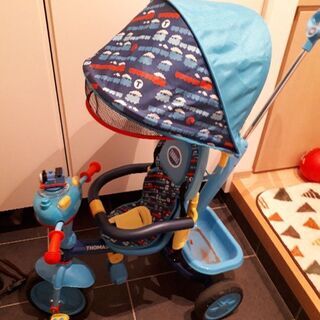 限定トイザらス トーマスシェード付き三輪車