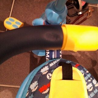 限定トイザらス トーマスシェード付き三輪車