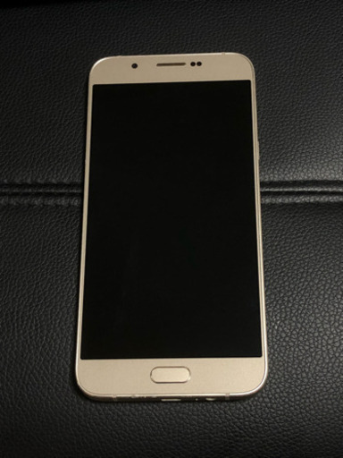 au GALAXY A8 SCV32 ゴールド 【公式通販】