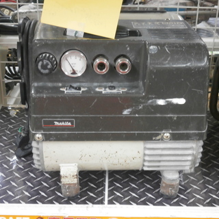 引取限定】マキタ コンプレッサー 中古品 AC-6501 makita 【ハンズ 