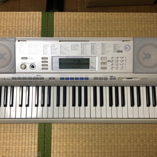 電子ピアノ カシオHIKARI