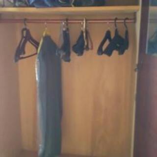 スーツタンス入れその他も長さ180❌横100色茶少し傷あり