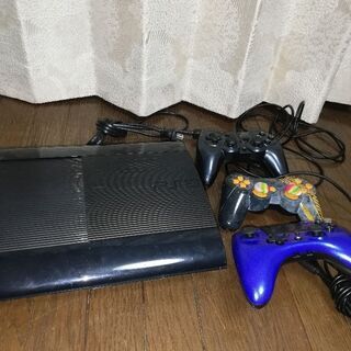 プレステ3 ゲーム機 本体とコントローラー3コ付きです