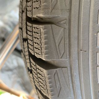 スノータイヤ スタッドレスタイヤ ほぼ新品 175/65R14 820