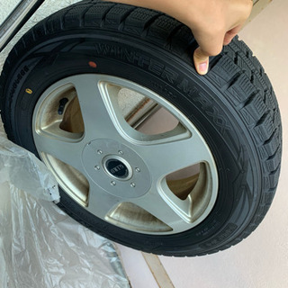 スノータイヤ スタッドレスタイヤ ほぼ新品 175/65R14 820