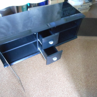 ガラス天板　AVボード