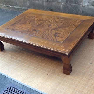 【座卓1000円】昔懐かしの昭和レトロな木製の大きなローテーブル...