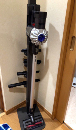 【お値下げしました】Dyson ダイソン 掃除機 コードレス DC62 （難あり品）