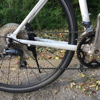 クロスバイク　MOMENTUM Z-5AIR　ホワイト　480mm