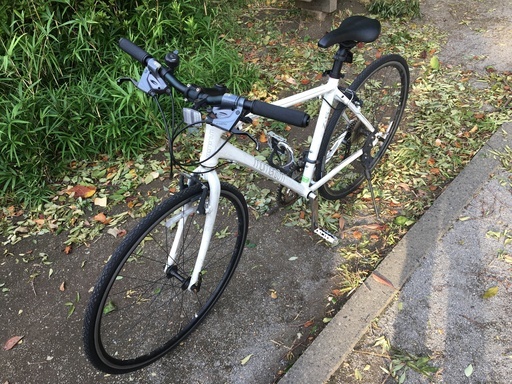 ホワイト クロスバイク 楽天市場】クロスバイク27インチ 700c シマノ製 7変速 VIENTO 7段変速