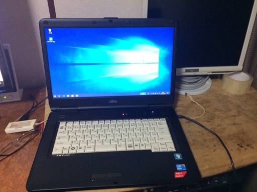 予約入りました。富士通　FMV-A8390　windows10 pro 64bt  美品です。