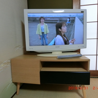 東芝　【REGZA　32RE1】　３２型液晶テレビ　