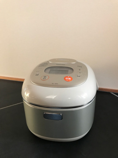 東芝 炊飯器 RC-10FD