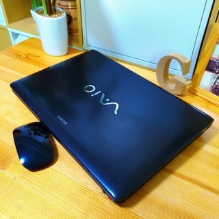 届いたらすぐに使える♪薄型VAIOノートパソコン♪カメラ☆動画視聴にDVD付き VAIO、4K液晶+UHD BDの15.6型ノートPC「S15」。USB-C/HDMIと本体で3