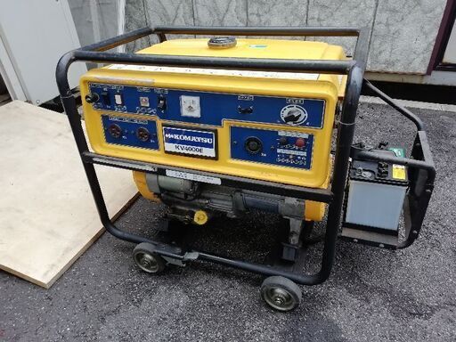 KOMATSU(コマツ)の発電機KV4000E　3000W　タイムセール