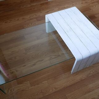 モーダエンカーサ　ローテーブル　ガラステーブル白テーブルセット