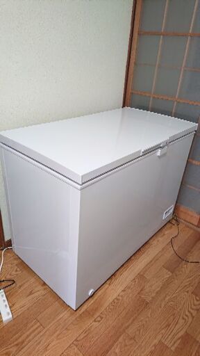 新品 未使用の冷凍ストッカー売ります