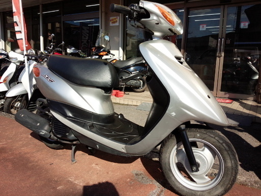 NO.2860　ＪＯＧ（ジョグ） 水冷４サイクルエンジン　フューエルインジェクション　シルバー　☆彡