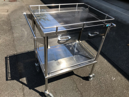 医療用ステンレス製ワゴン（回診車）