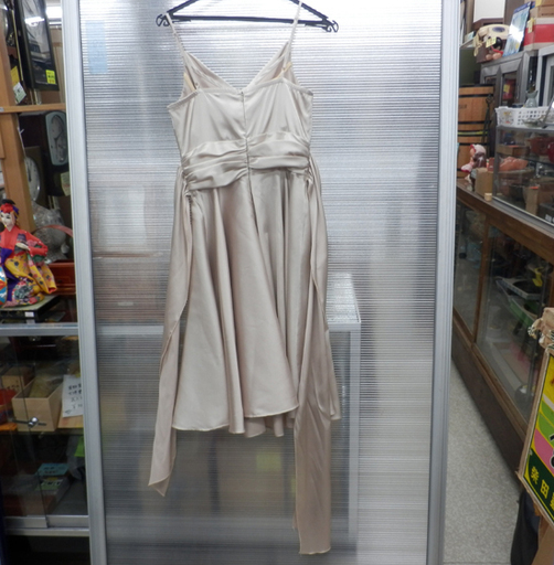 パーティドレス サイズ38 エメ ベージュ Aimer ドレス 可愛い ペイペイ対応 札幌市西区西野 モノハウス西野店 発寒南のドレス の中古 古着あげます 譲ります ジモティーで不用品の処分