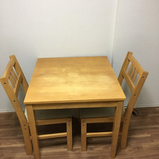 木製 食卓と椅子(二つ)セット