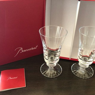 バカラの新品グラスです。
