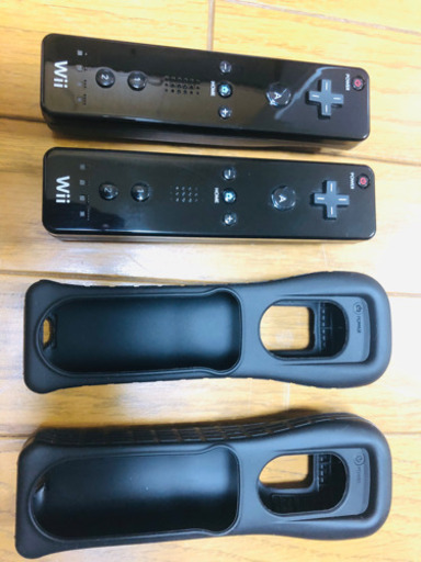 Wii ニンテンドーWii Wii本体 (クロ) Wiiリモコンプラス2個、Wii 