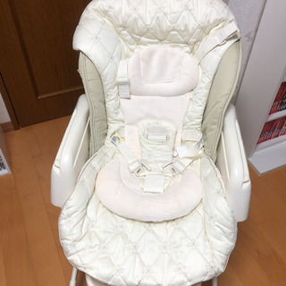 取引相談中】 コンビ ハイローチェア