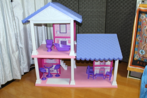 子供用大きな家のおもちゃ玩具ままごと家具女の子高さ91cm幅100cm奥行き45cm Rys 旭橋の子供 用品の中古あげます 譲ります ジモティーで不用品の処分