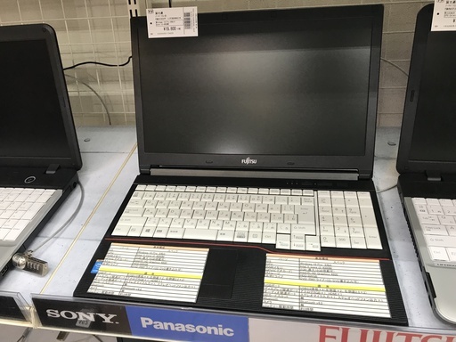 FUJITSU ノートパソコン FMVA1002PP LIFEBOOK A574