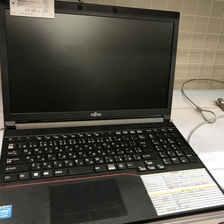 FUJITSU ノートパソコン FMVA08035P LIFEB...