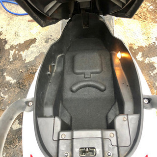 キムコ グランドディンク125！走行6千キロ台！整備バッチリ！絶好調！豪華装備！タンデムらくちん駐輪場止められます。 キムコ グランドディンク125！走行6千キロ台！整備バッチリ！絶好調