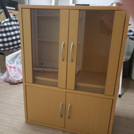 食器棚無料差し上げます (kirin) 反町の家具の中古あげます・譲ります｜ジモティーで不用品の処分