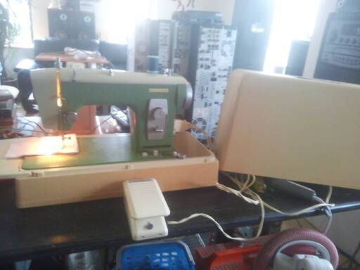 中古　RICCAR リッカー RW-6L SEWING MACHINE ミシン　直線縫い　動作確認済み