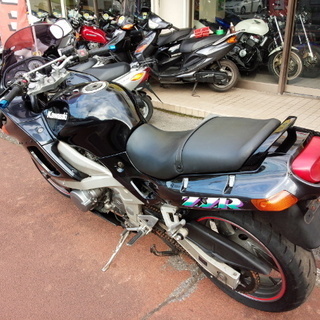 NO.2864 ＺＺＲ４００ Ｎ型 水冷４サイクル１６バルブ４気筒エンジン