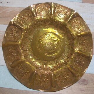 【終了】モロッコ製　金属製飾り皿　　直径25㎝