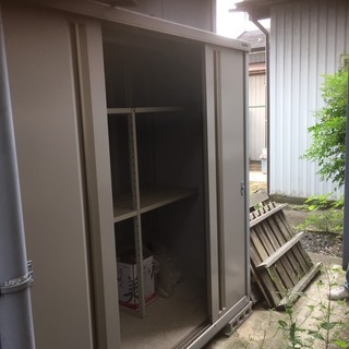 イナバの物置 キャンセル出ました、早い者勝ち２０日まで 引き取り限定 処分価格