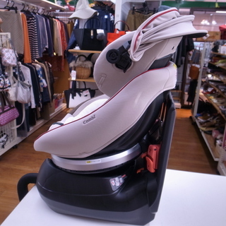 コンビ ネセルターン CB-UBC チャイルドシート【モノ市場東浦店】