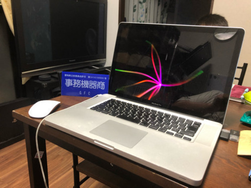 MacBookPro！SSD搭載！最新OS mojave！マウス付き！Windows10のインストール可能。