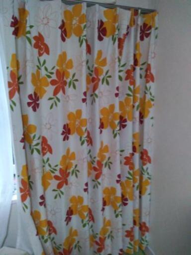 お値下げ 北欧花柄ニトリ 遮光カーテン レースカーテンセット Moco 北伊丹のカーテン ブラインドの中古あげます 譲ります ジモティーで不用品の処分