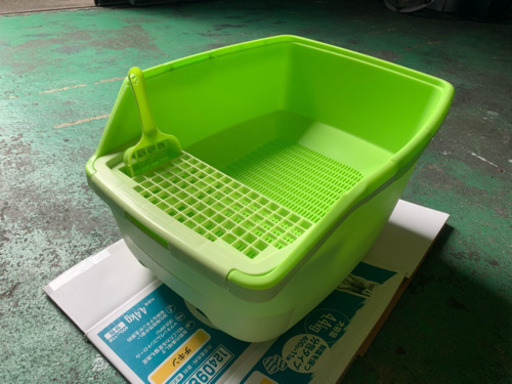 楽ちん猫トイレ すぐに使えるフルセット アイリスオーヤマ エンパイア ガレージ 川宮のその他の中古あげます 譲ります ジモティーで不用品の処分