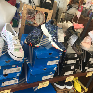 Adidasスニーカー 入荷しました 花柄 23 0 28 5 たかぷれみあむ 西笠松の靴 スニーカー の中古あげます 譲ります ジモティーで不用品の処分