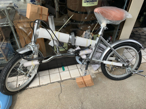 折りたたみ自転車  新品、未使用、ミニサイクル16インチ、シルバー 重量13kg