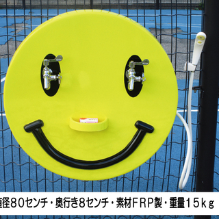 屋内・屋外設置可能　壁掛けタイプのニコニコシャワーシステム