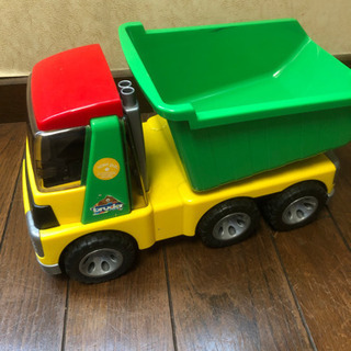 bluder のトラック   ドイツ製のおもちゃです。2台セット