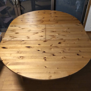 Ikea 丸型テーブル Tomo 狛江のテーブル ダイニングテーブル の中古あげます 譲ります ジモティーで不用品の処分