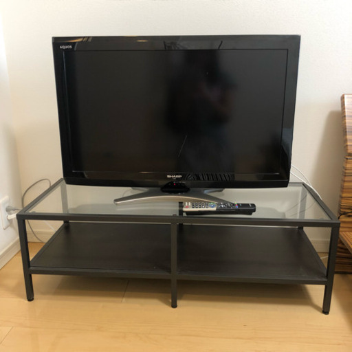 32型テレビとテレビ台 SHARP IKEA LC-32E8