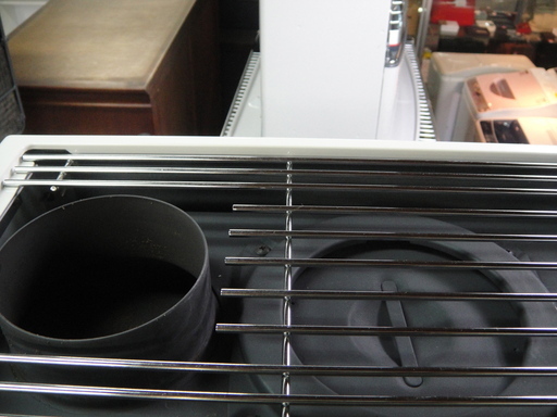 2011年製 サンポット 半密閉式石油ストーブ KSH-482KL I 煙突式