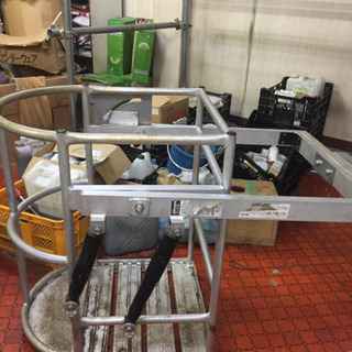 高所作業用ゴンドラ